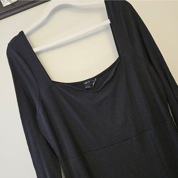 ASOS Square Neck Bodycon Ribbed Midi Dress - Picture 9 of 10